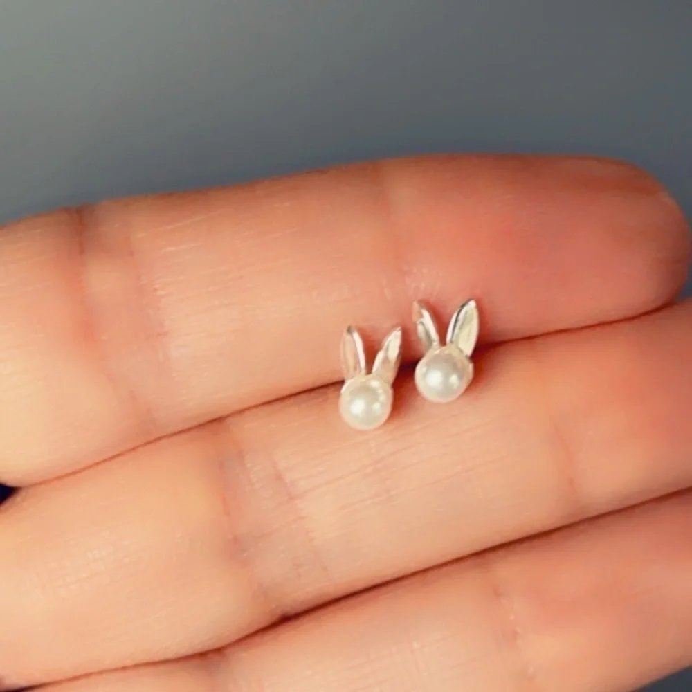 Sterling Silver Pearl Stud Bunny Ear Earrings